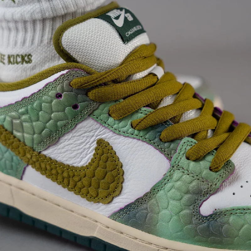 Alexis Sablone x Nike SB Dunk Low