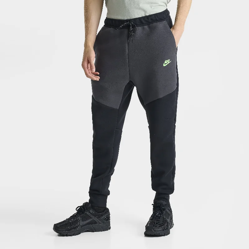 Nike Tech Fleece Jogger Black / Anthracite / Green Strike