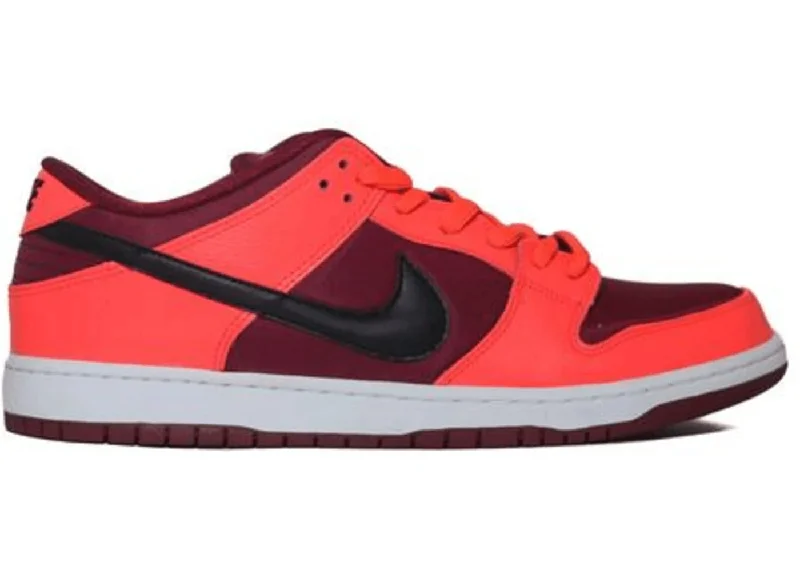 Nike Dunk SB Low Laser Crimson